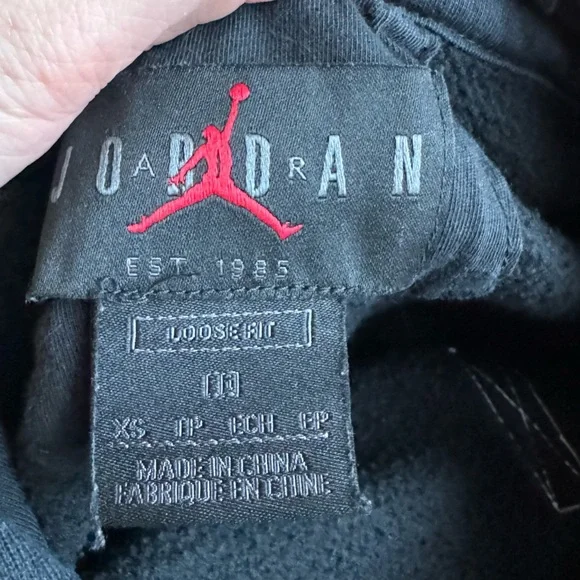 Jordan Loose Fit Cropped Hoodie in Black Size XS - Picture 2 of 6